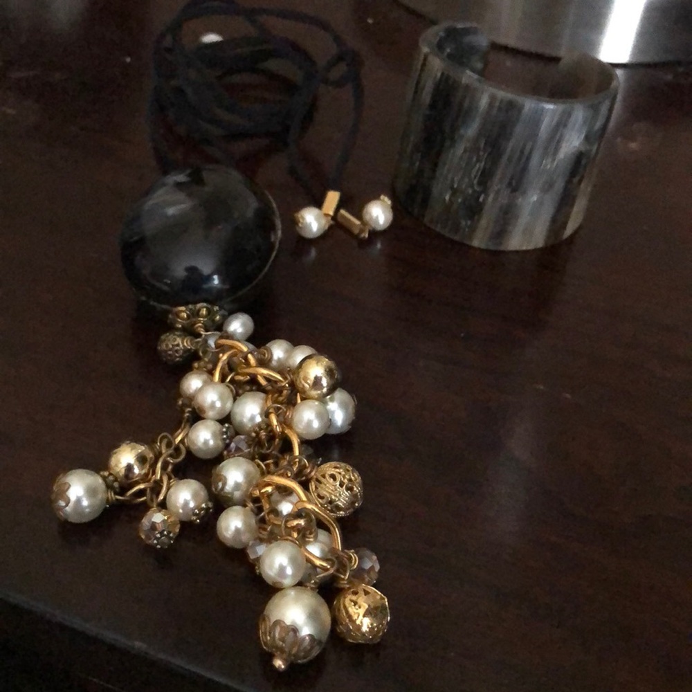 Unique Necklace - Picture 6 of 6
